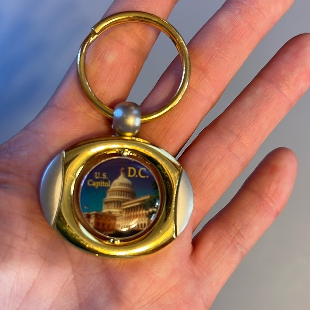 Vintage Washington D.C. Souvenir Keychain